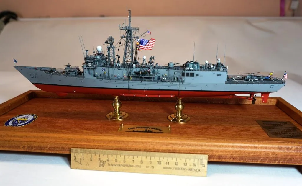 Модель корабля Фрегат Reuben James (FFG-57) - Верфь на Столе