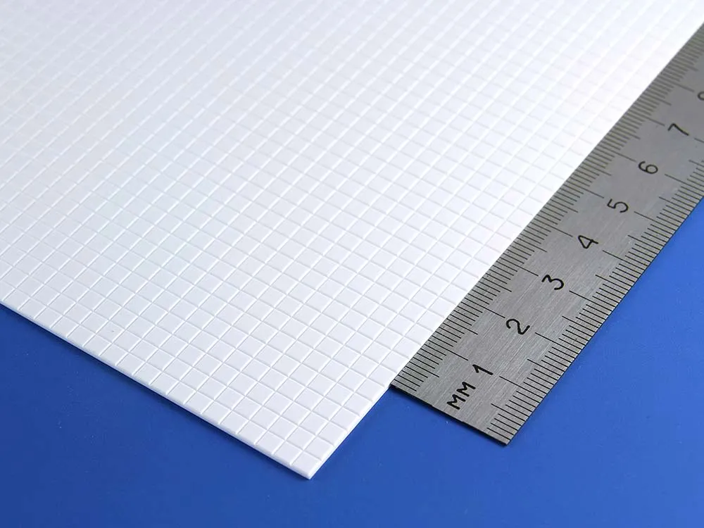 Квадратная плитка 3,2х3,2 мм, лист 15х30 см