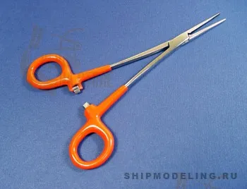 Прямой гемостатический зажим с прорезиненными ручками Прямой гемостатический зажим с прорезиненными ручками