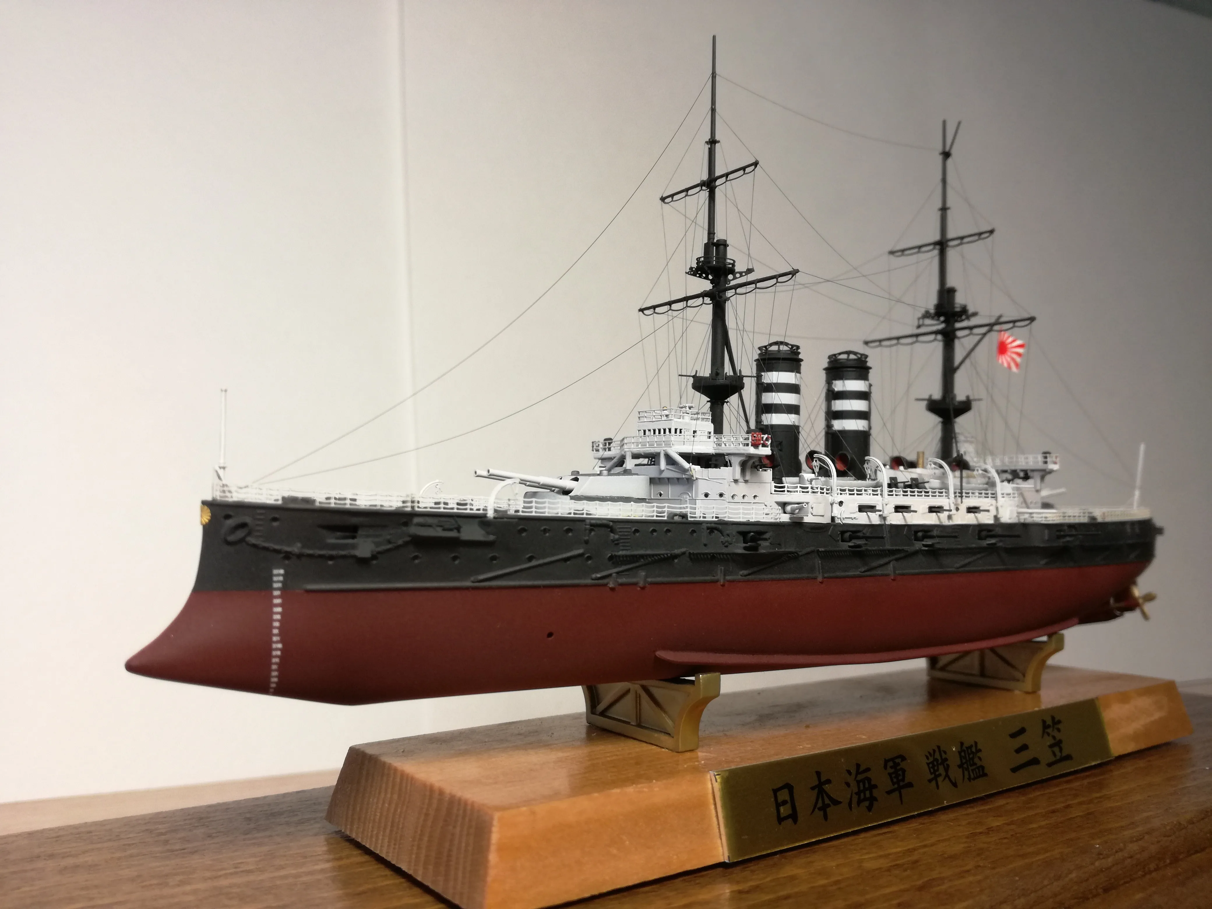 Модель корабля IJN "Mikasa" - Верфь на Столе