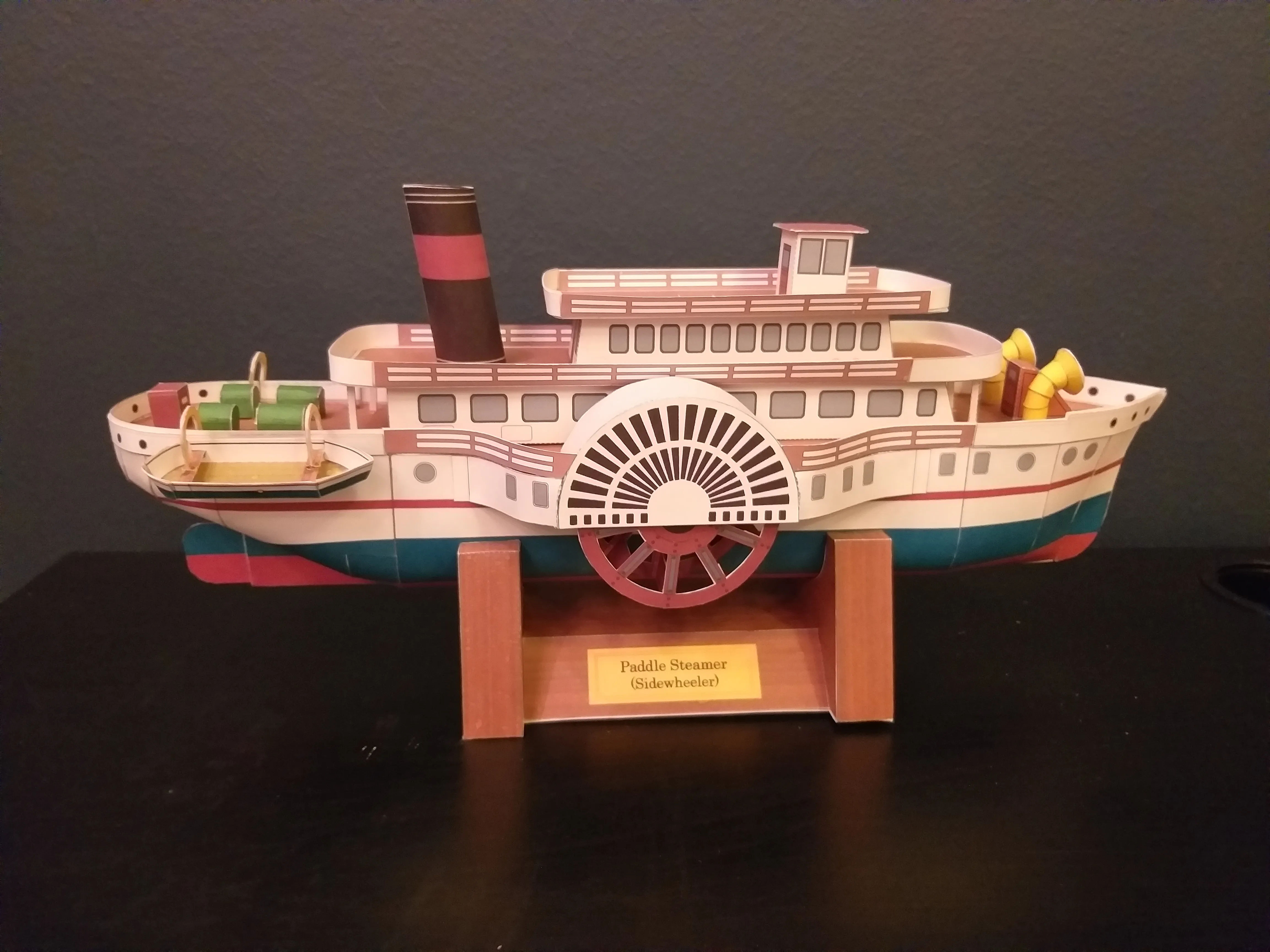 Модель корабля Колесный пароход - Верфь на Столе