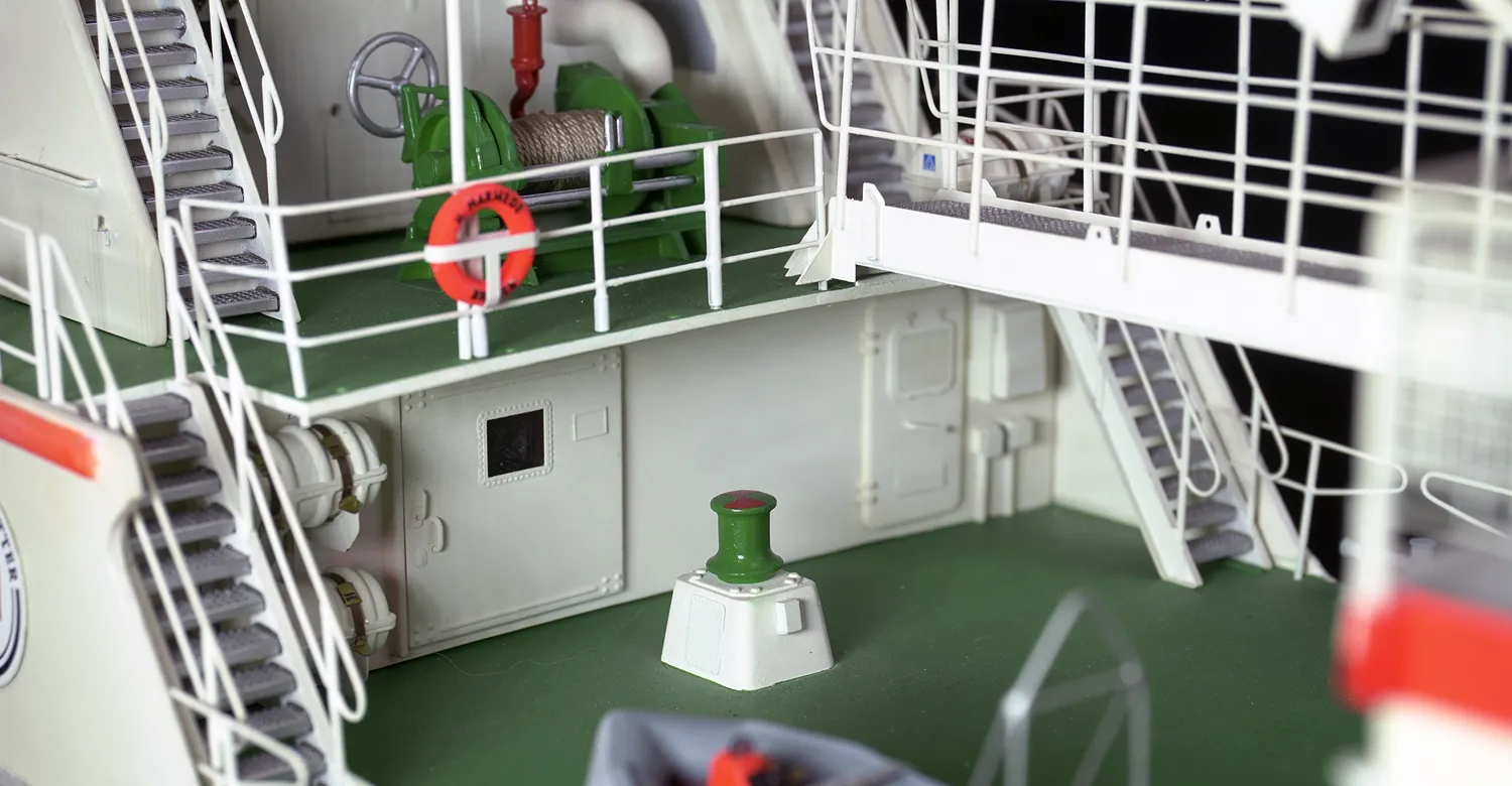 Модель корабля Cпасательный крейсер «HERMANN MARWEDE» - Верфь на Столе