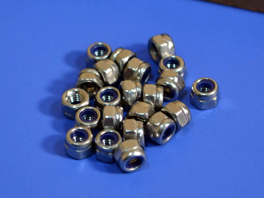 Гайки самоконтрящиеся, М3, 5 шт