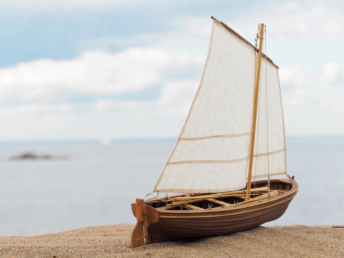 Сборная модель Ял-6 + (Стартовый набор инструментов)