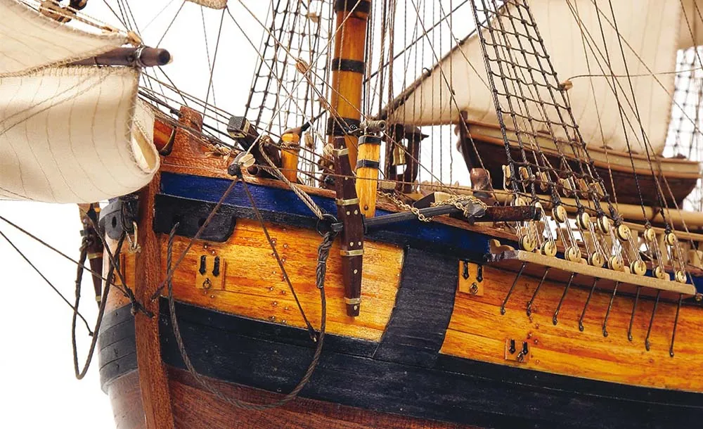 Барк Endeavour + (Полный набор инструментов, клея и краски)