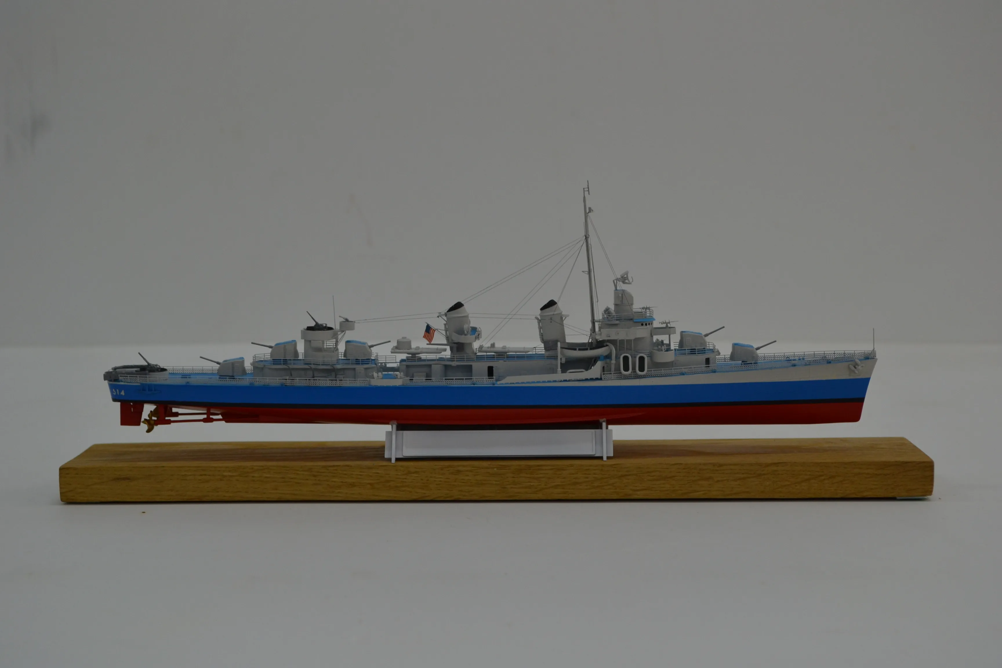 Модель корабля Эсминец USS "Thatcher" (DD-514) - Верфь на Столе