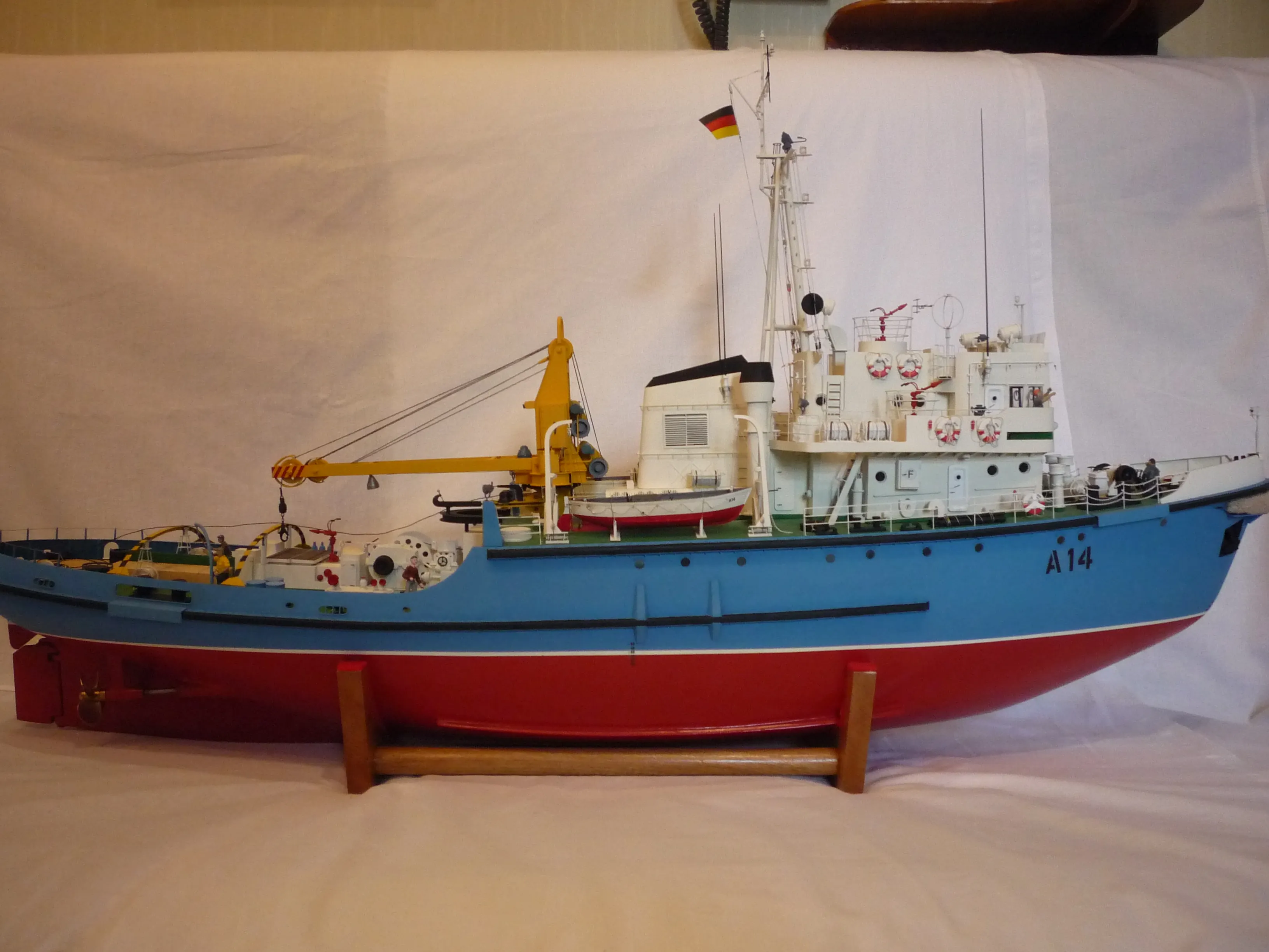 Модель корабля Океанский буксир-спасатель - Верфь на Столе