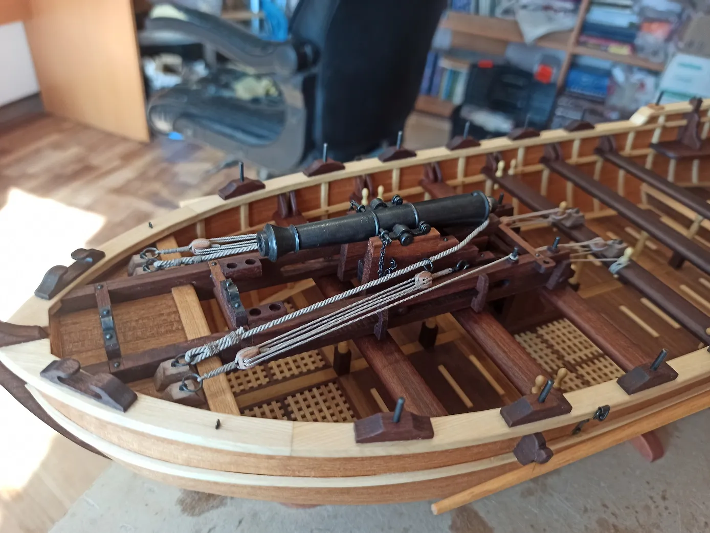 Модель корабля Вооруженная шлюпка - Верфь на Столе