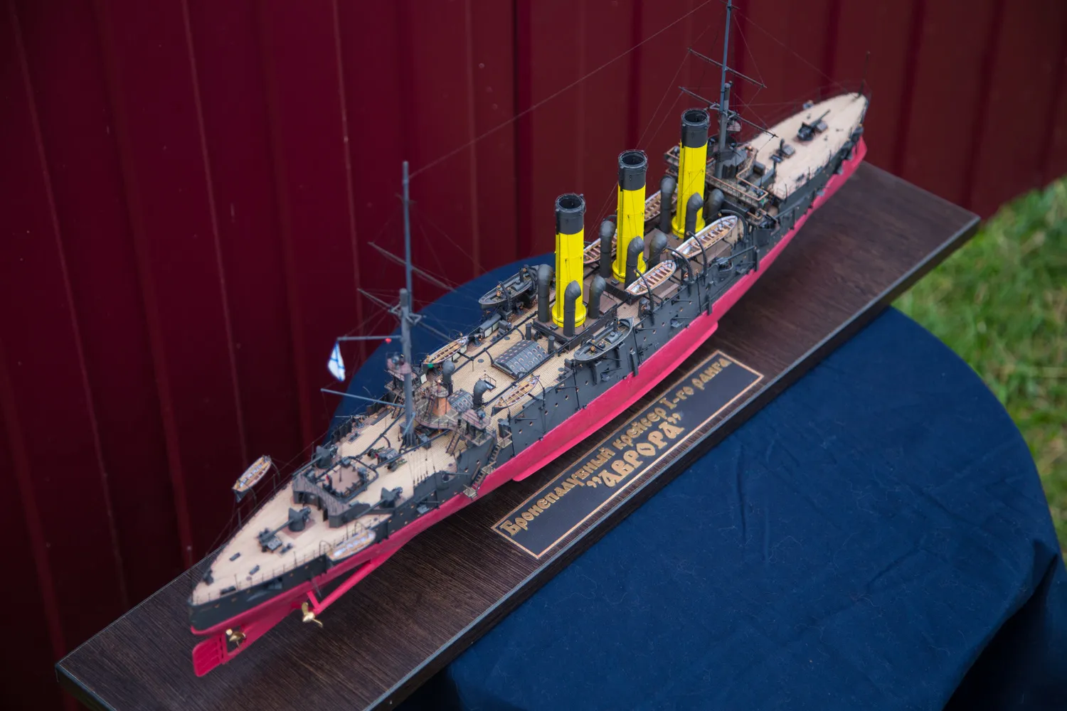 Модель корабля Бронепалубный крейсер I-го ранга "АВРОРА" - Верфь на Столе