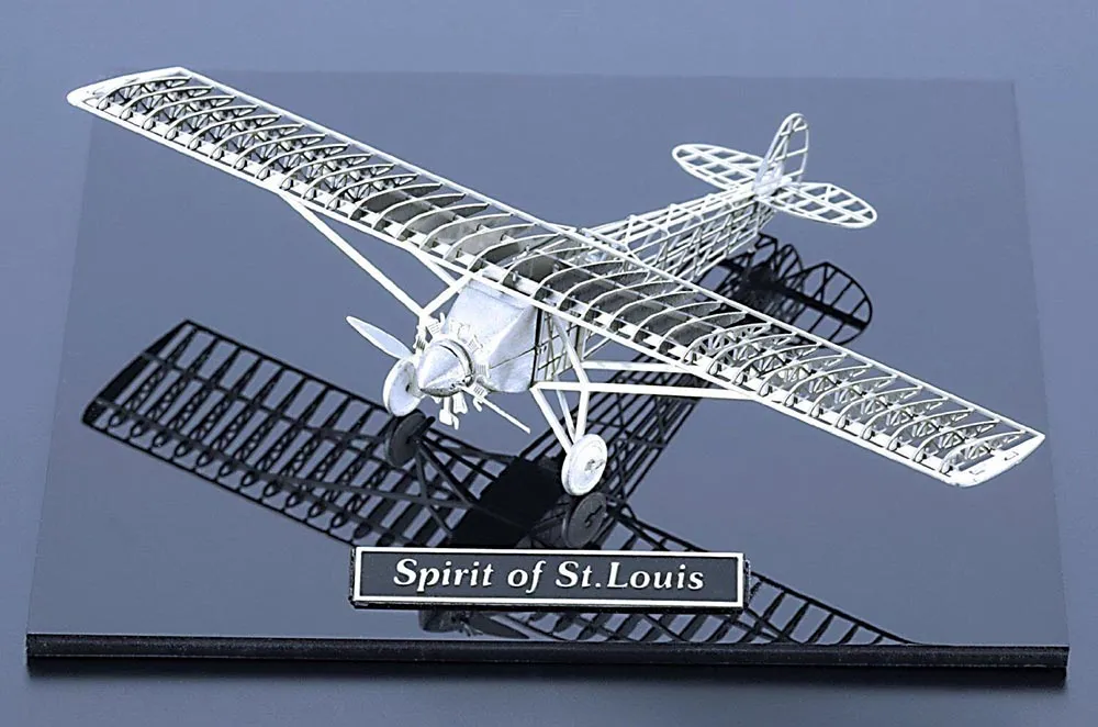 Одноместный самолёт Spirit Of St. Louis Одноместный самолёт Spirit Of St. Louis