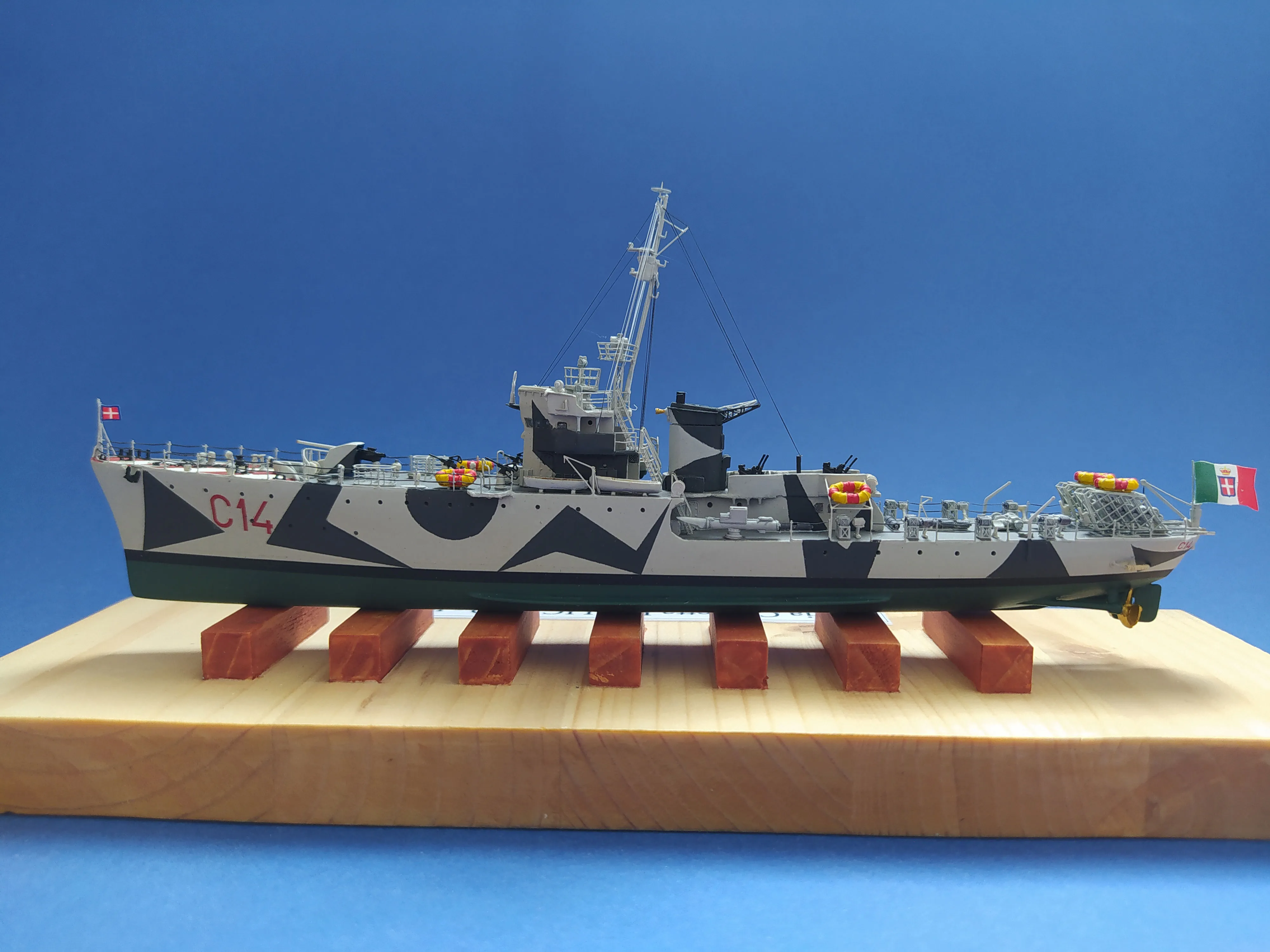 Модель корабля Regia Corvetta Pellicano 1943 - Верфь на Столе