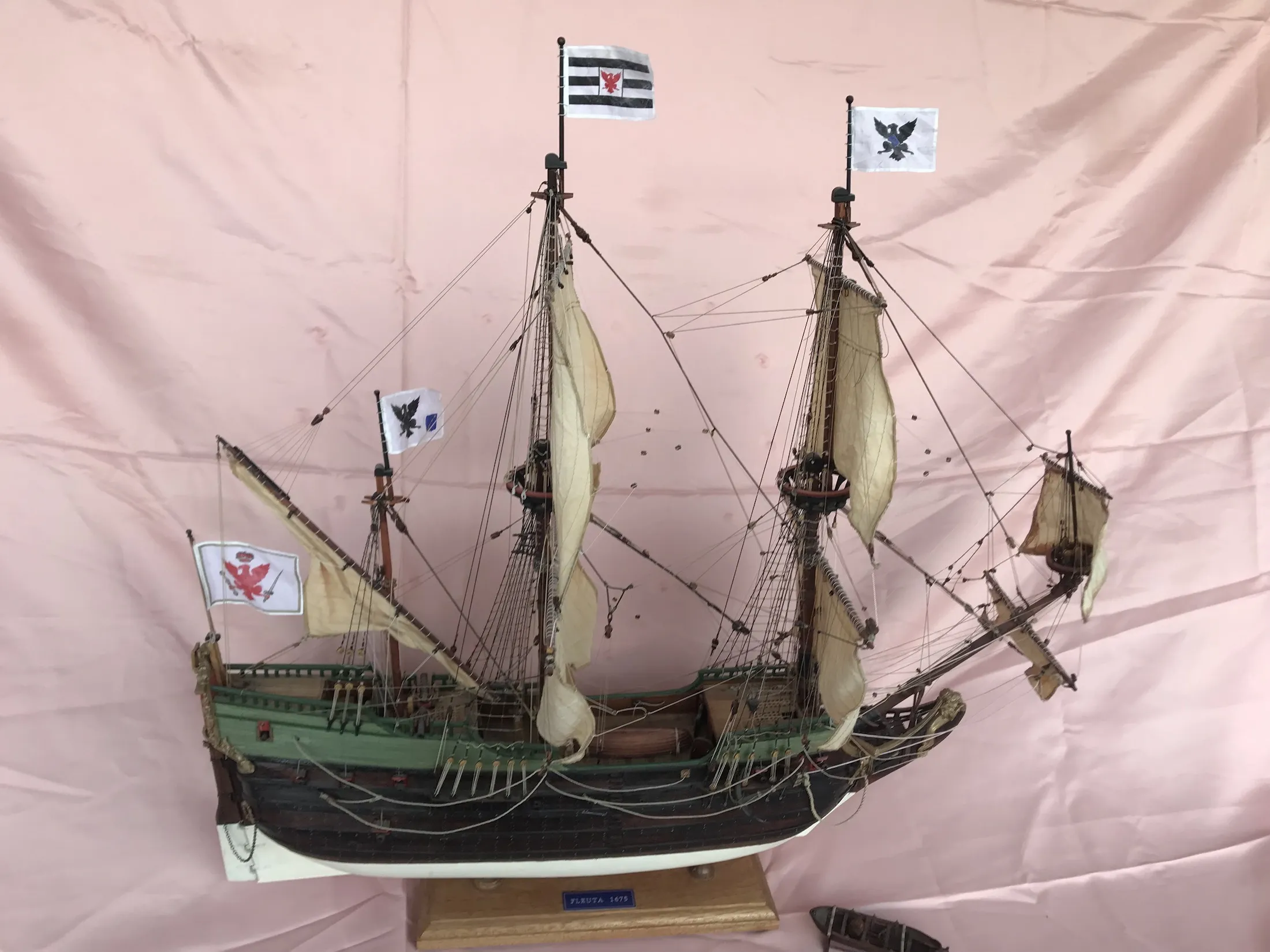 Модель корабля Dutch Flute - Верфь на Столе