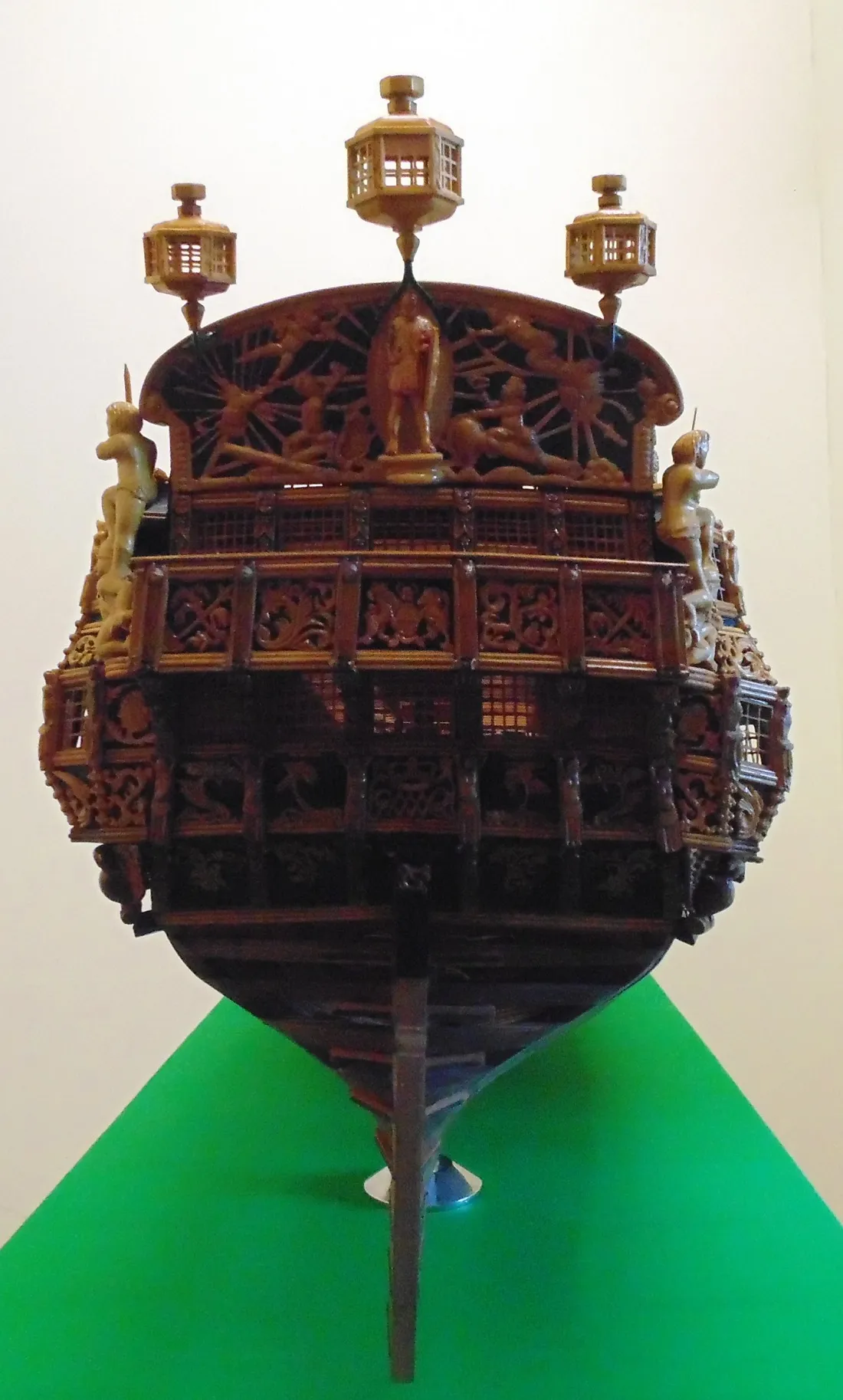 Модель корабля HMS "Sussex" - Верфь на Столе