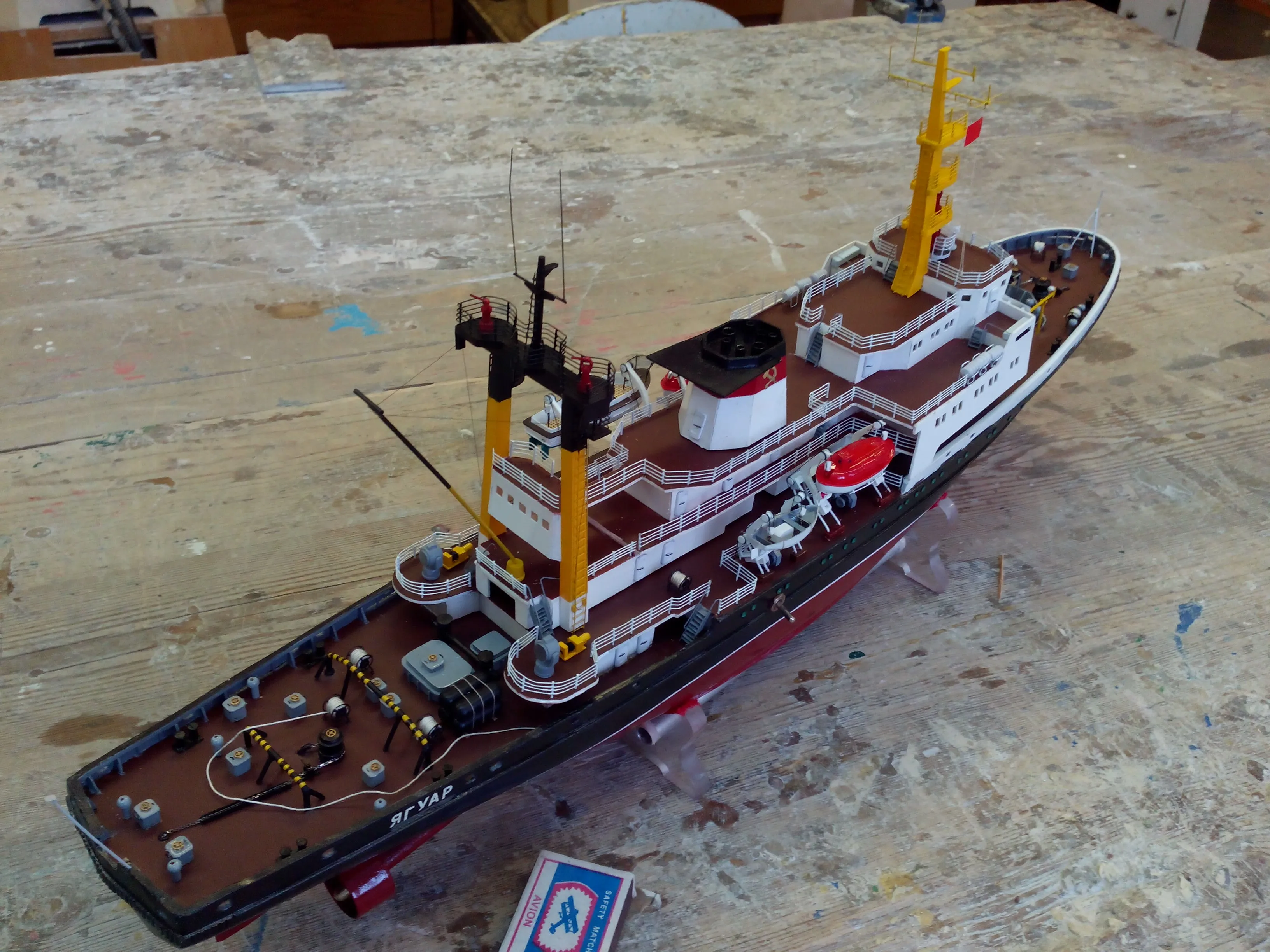 Модель корабля Буксир спасатель типа "Барс" - Верфь на Столе