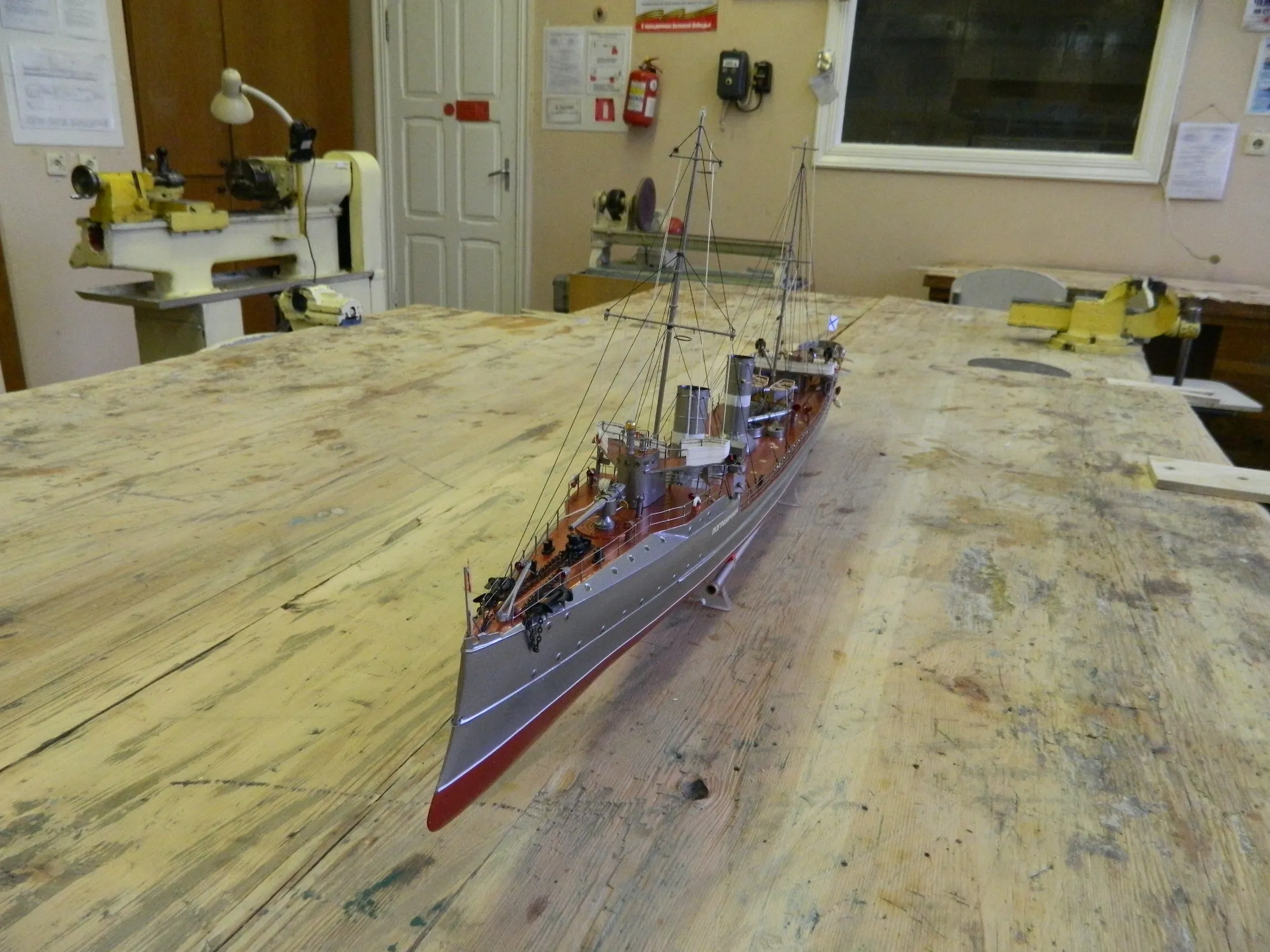 Модель корабля Эсминец «Пограничник» - Верфь на Столе