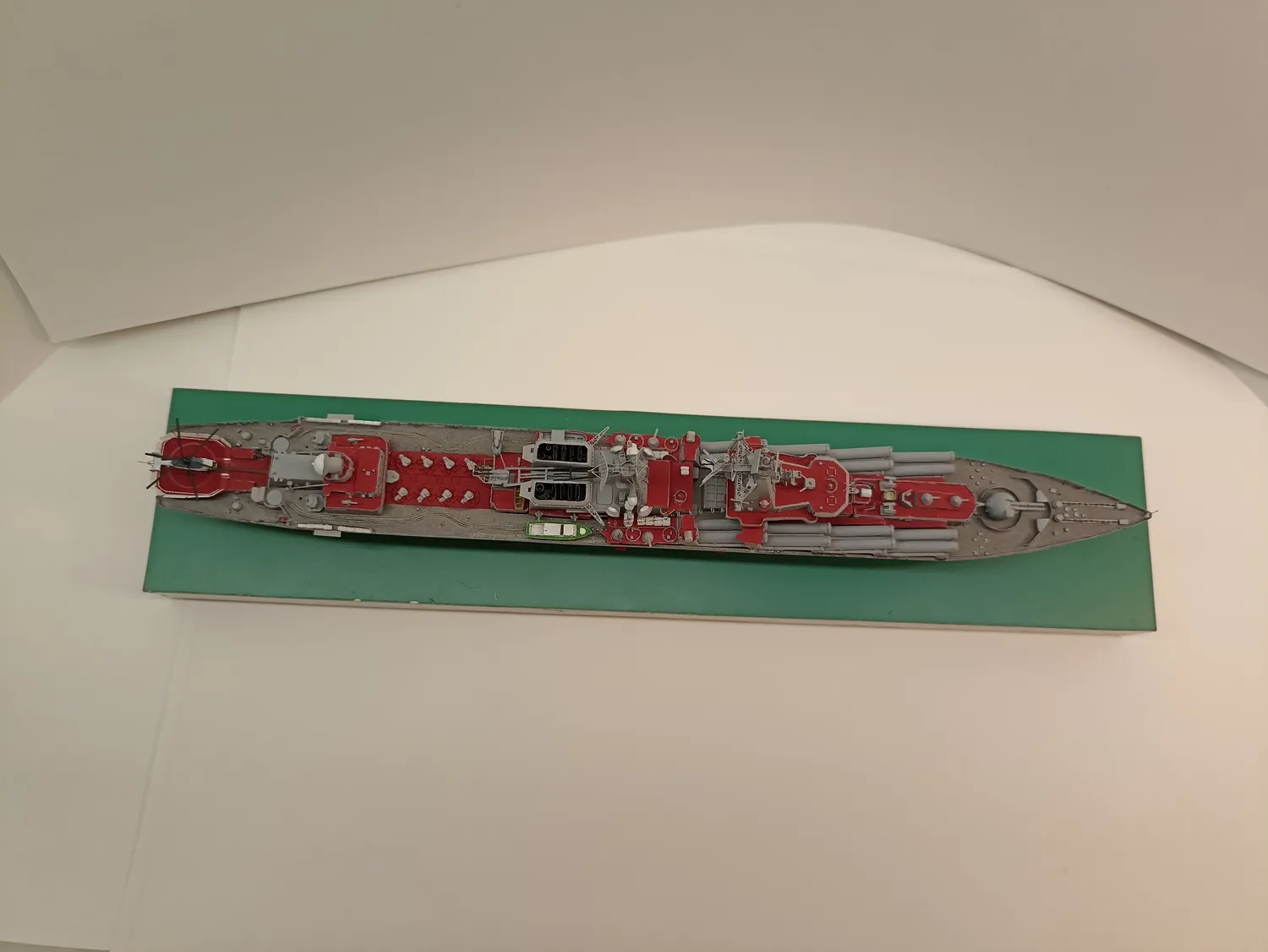 Модель корабля  ГРКР  " Варяг" - Верфь на Столе