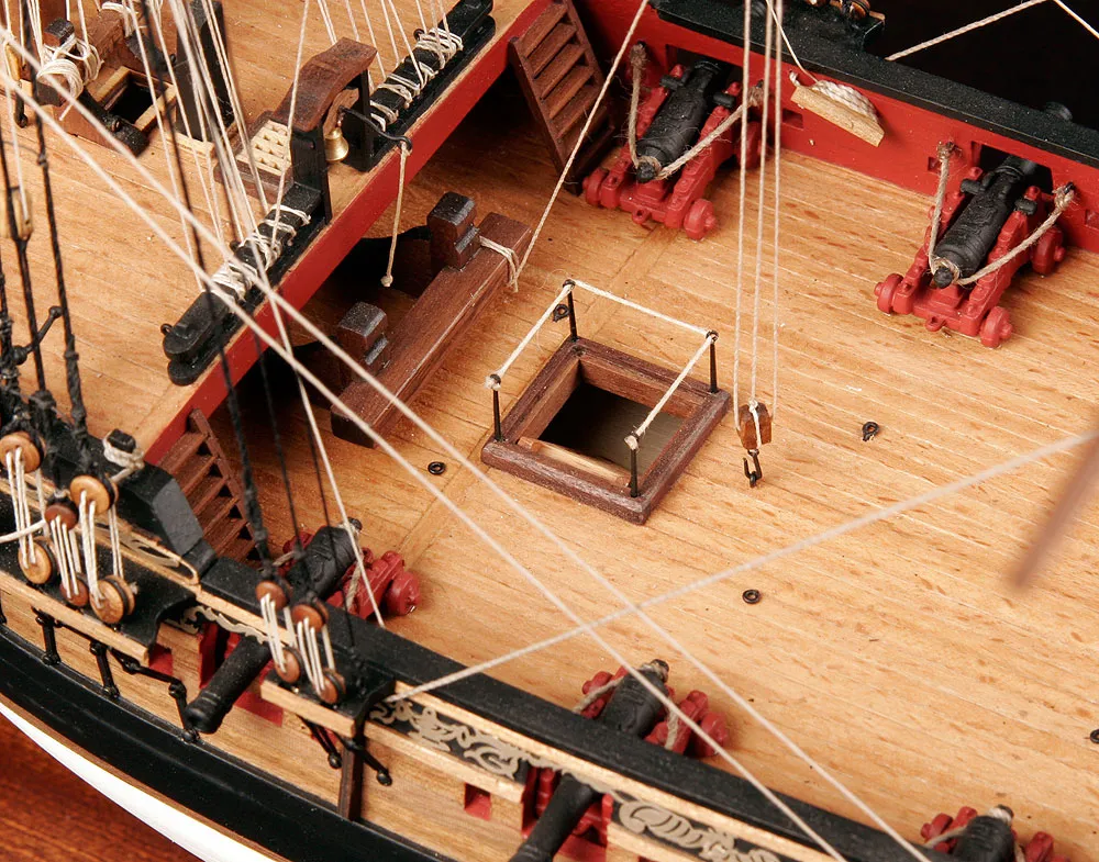 HMS Fly + (Полный набор инструментов, клея и краски) HMS Fly + (Полный набор инструментов, клея и краски)