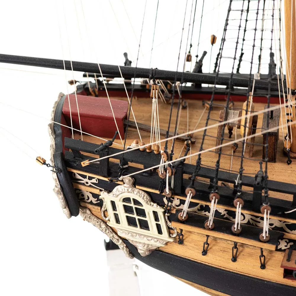 HMS Fly + (Полный набор инструментов, клея и краски) HMS Fly + (Полный набор инструментов, клея и краски)