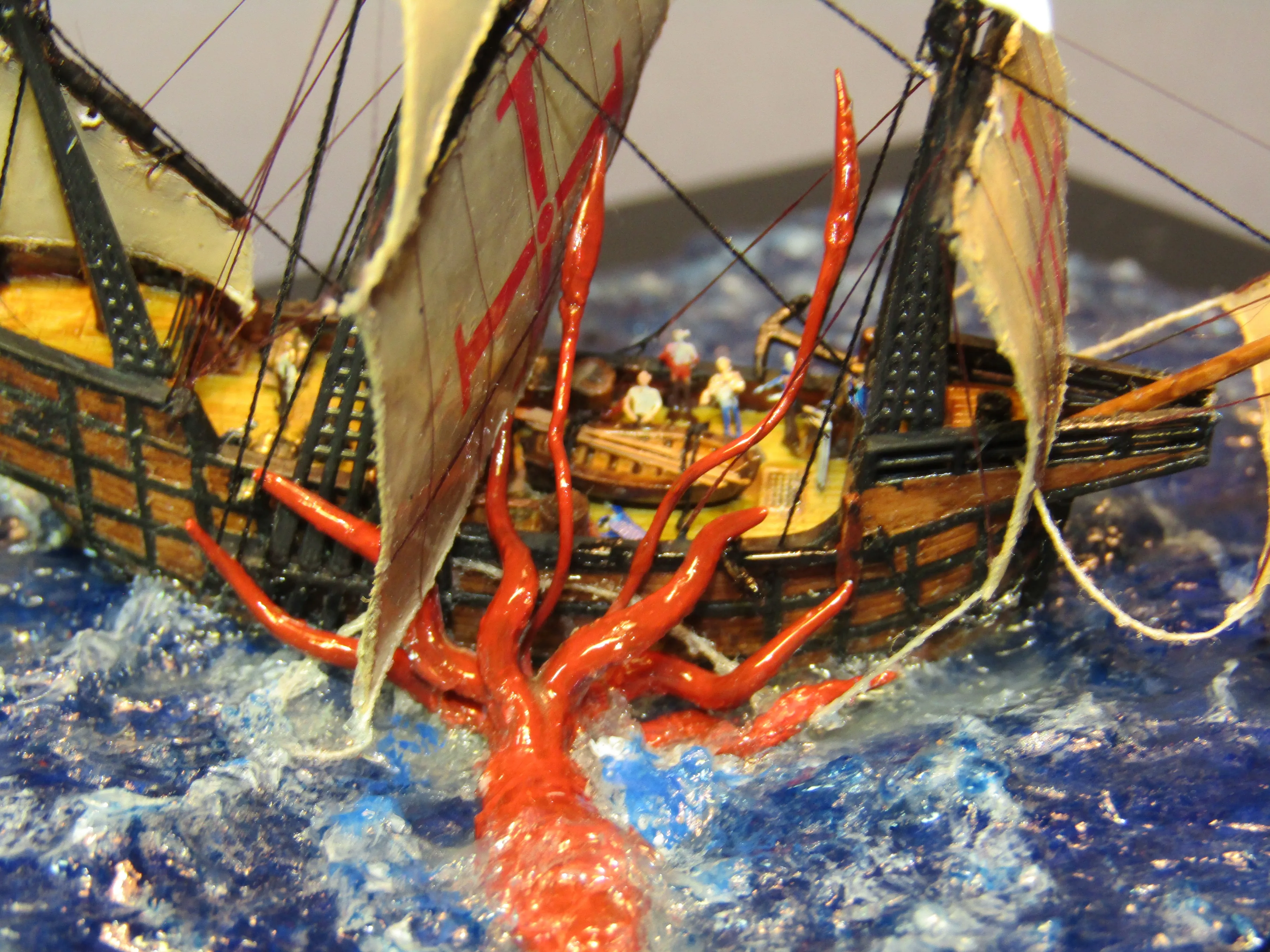 Модель корабля Каракка “Santa Maria” и Кракен - Верфь на Столе