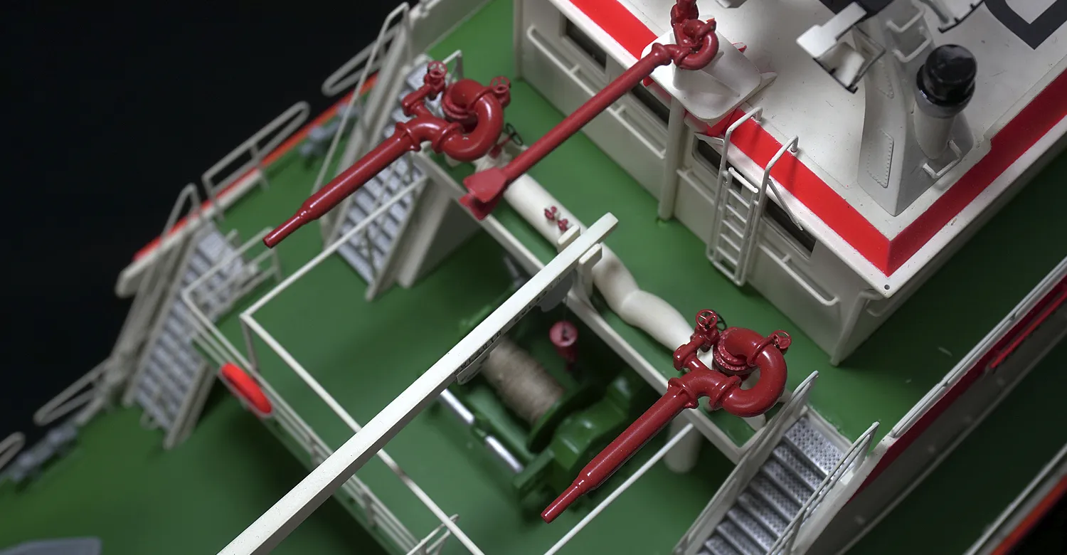 Модель корабля Cпасательный крейсер «HERMANN MARWEDE» - Верфь на Столе