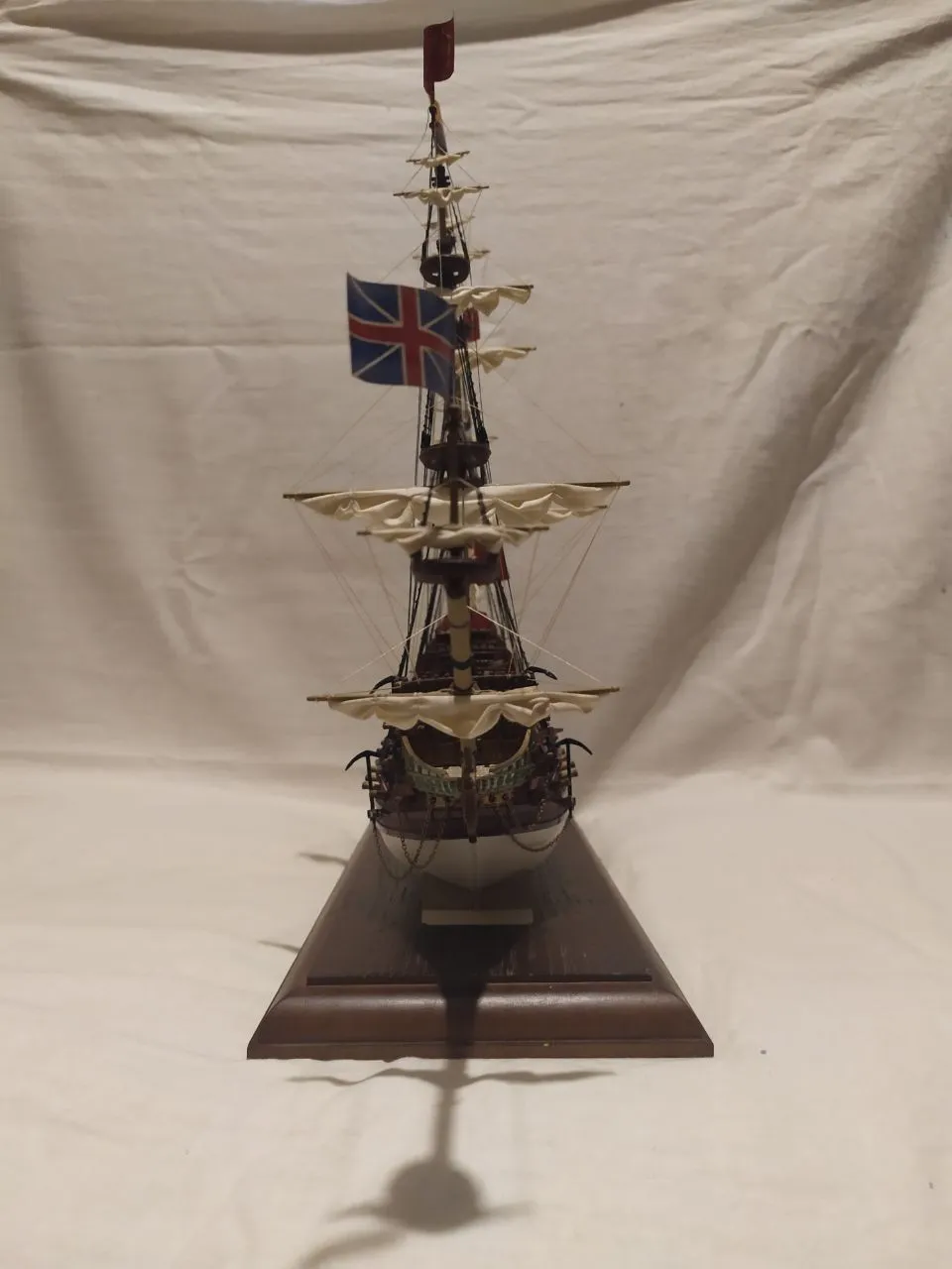 Модель корабля Галеон "Соверен оф зе Сиз" - Верфь на Столе