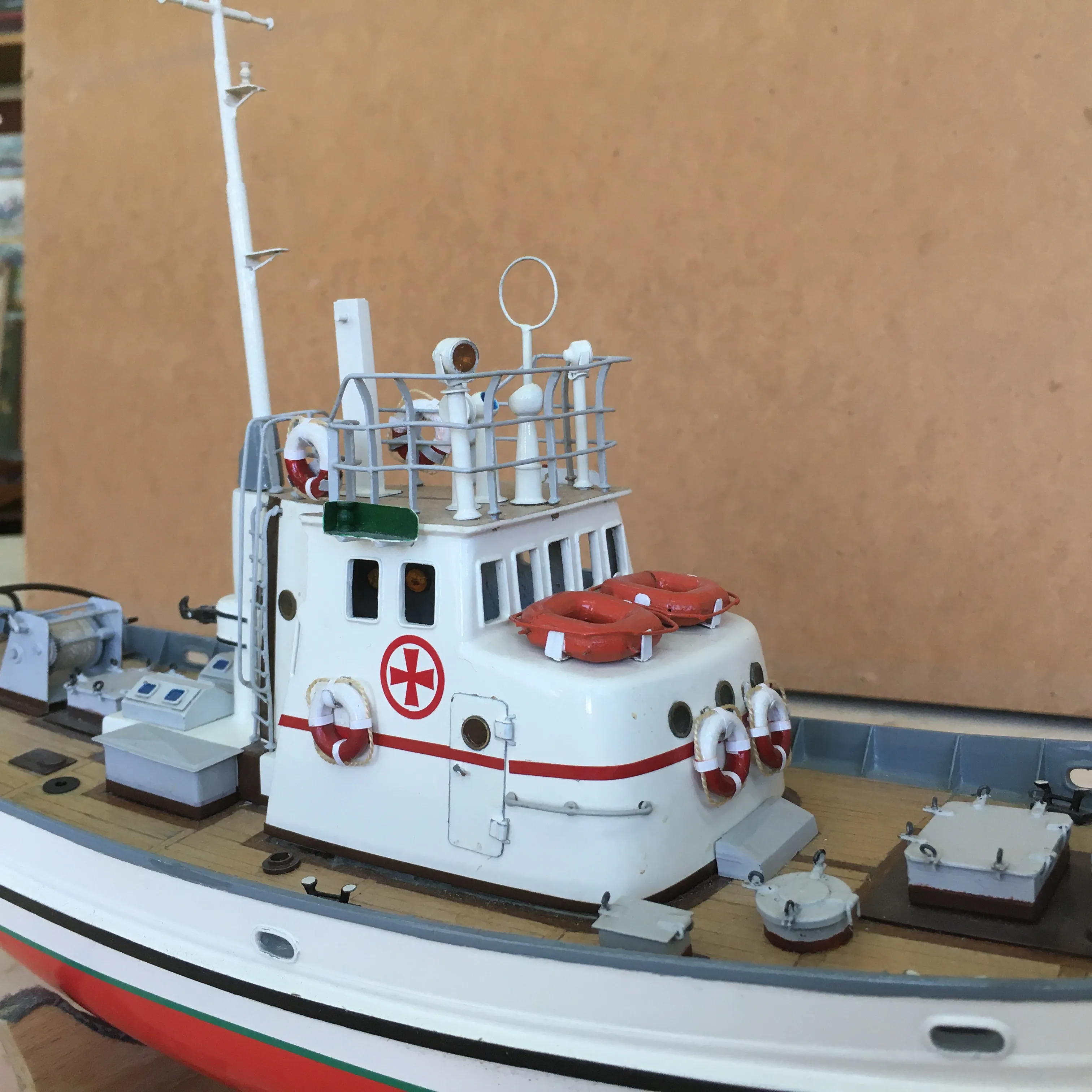 Модель корабля Спасательно-буксирное судно R3 - Верфь на Столе