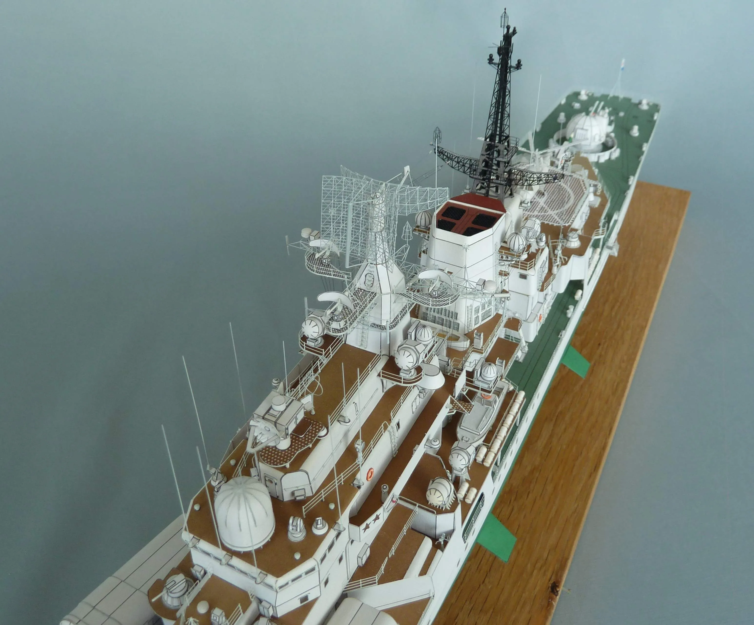 Модель корабля ЭМ пр. 956 "Современный"  - Верфь на Столе