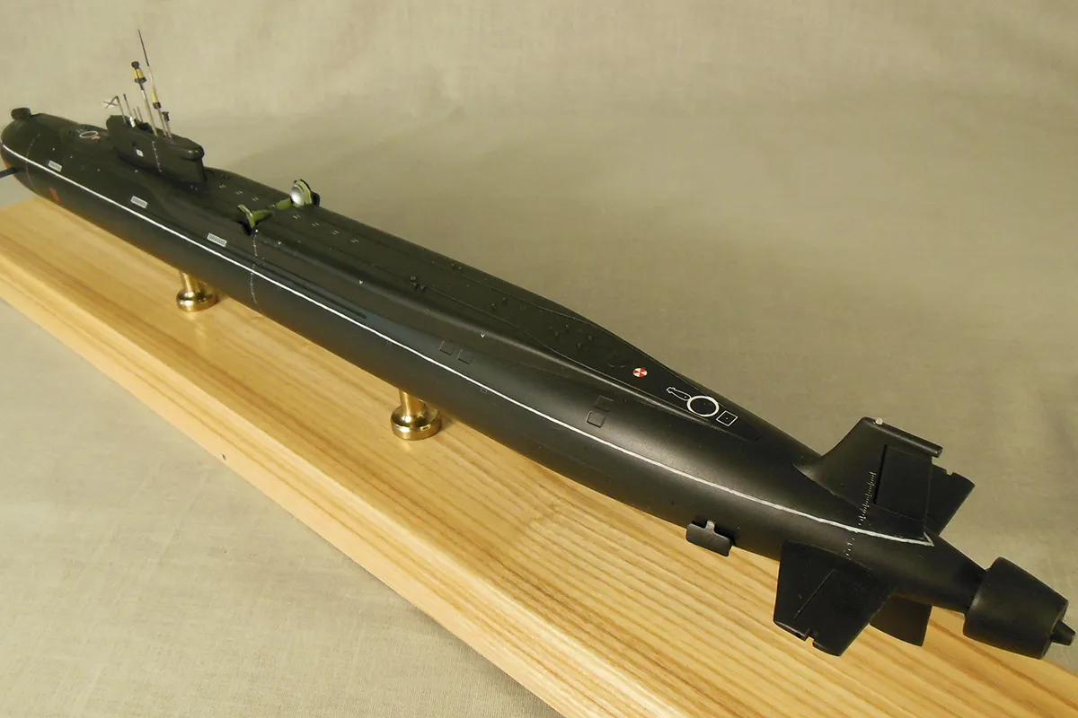 Модель корабля АПЛ «Юрий Долгорукий» - Верфь на Столе