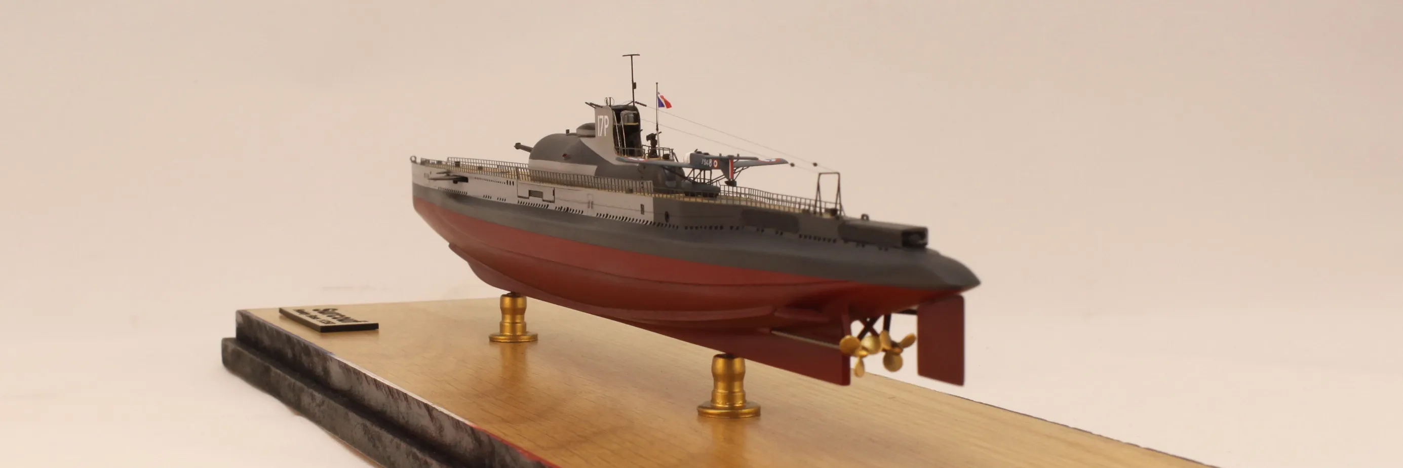 Модель корабля Подводная лодка "Сюркуф" - Верфь на Столе