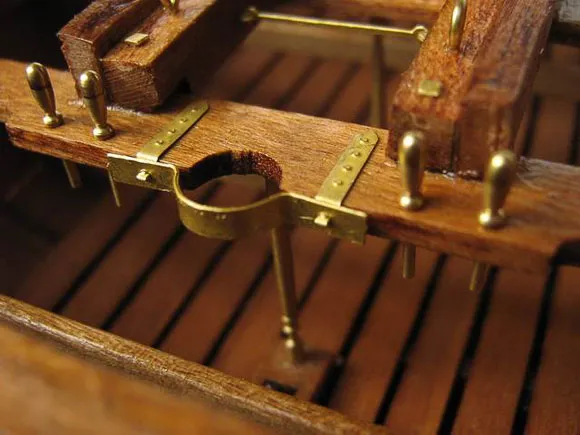 модель корабля для сборки Longboat Armed For War