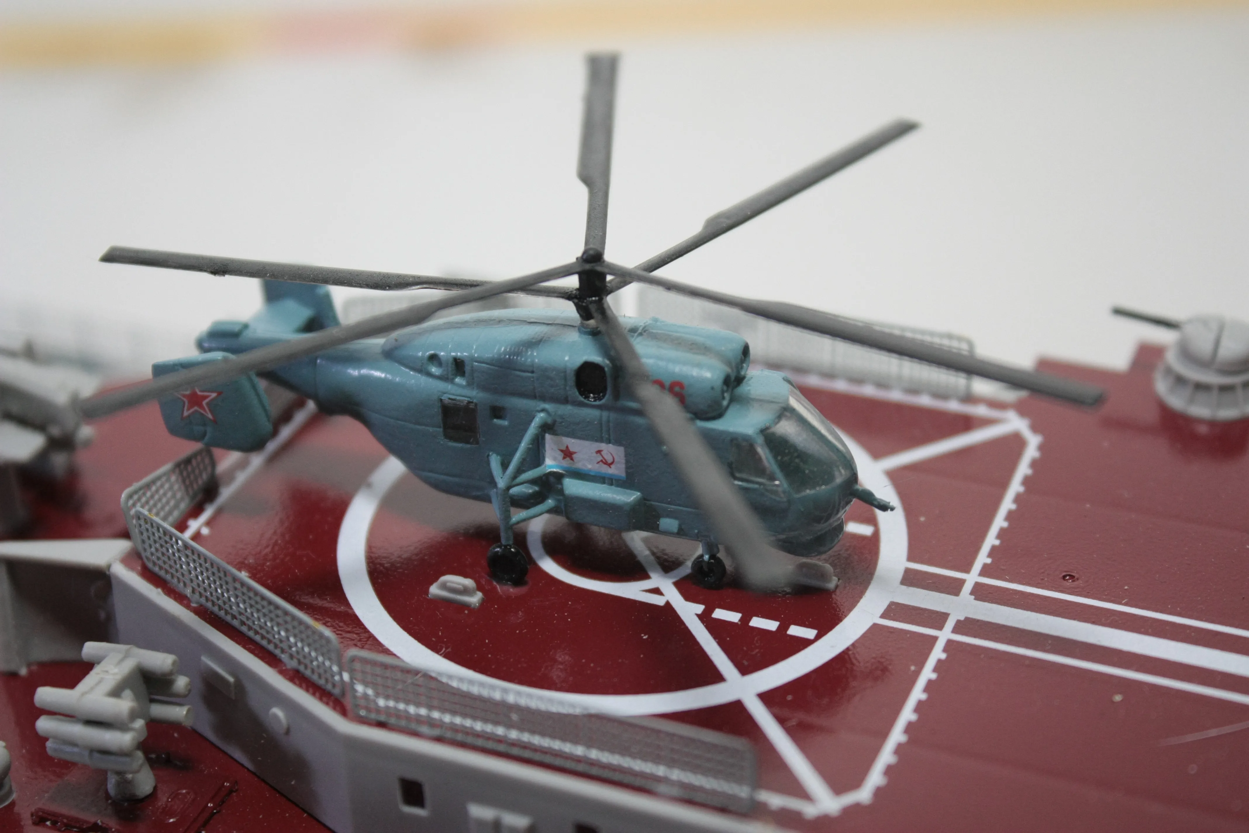 Модель корабля Эсминец "Современный" - Верфь на Столе