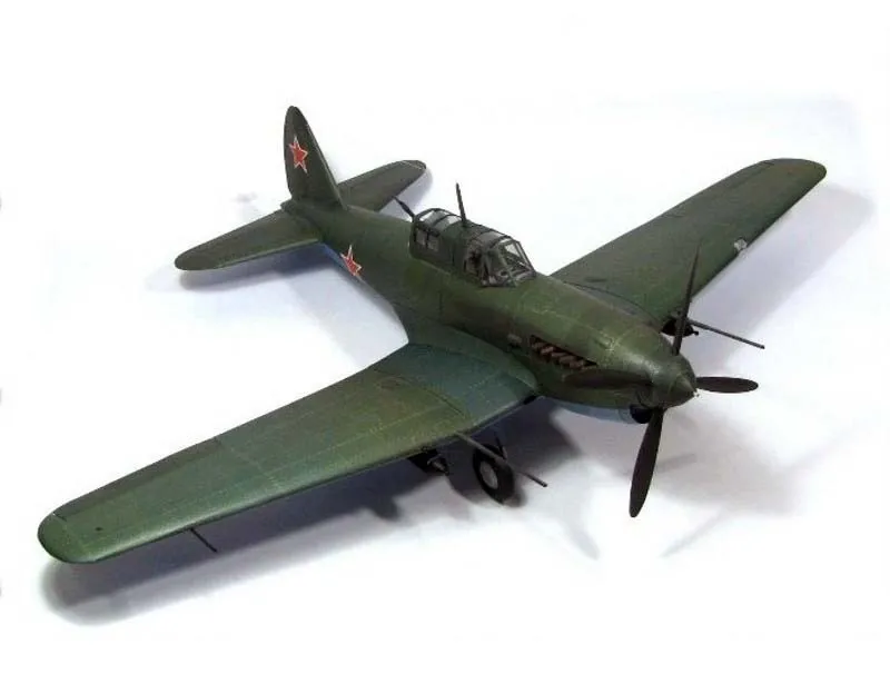 Модель из картона Штурмовик (опытный) Модель из картона Штурмовик (опытный)