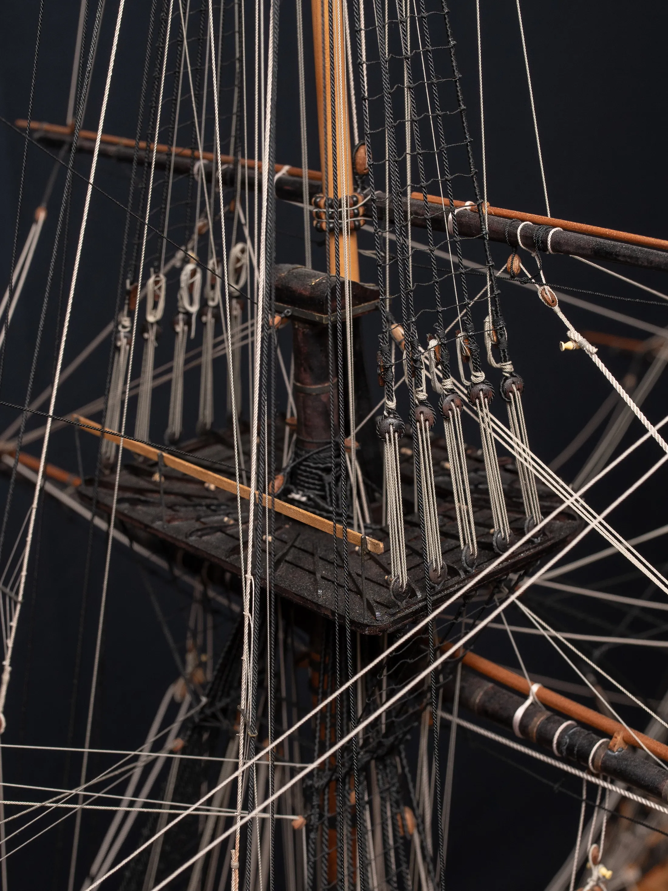 Модель корабля Bonhomme Richard - Верфь на Столе