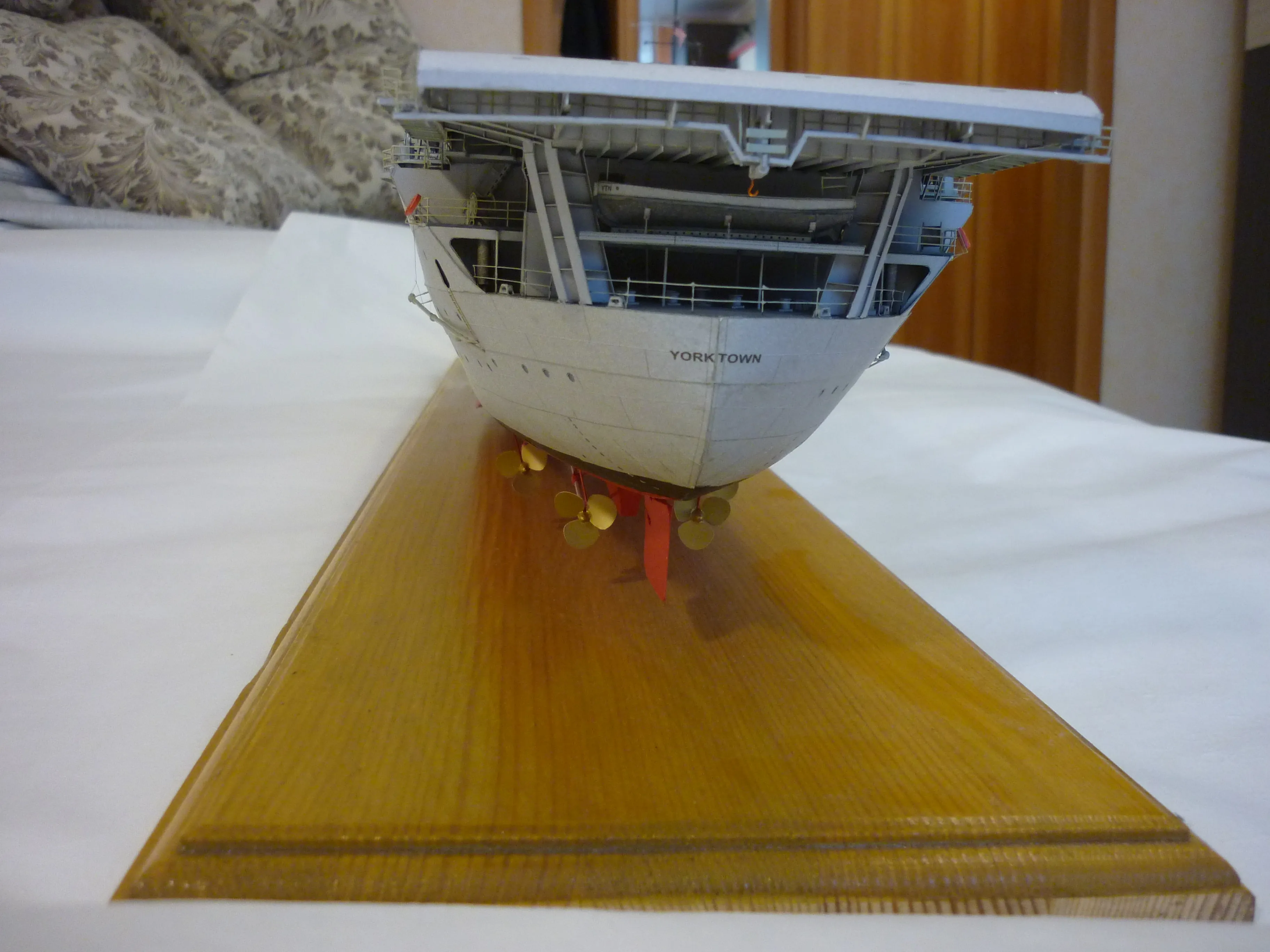 Модель корабля Американский авианосец USS Yorktown (CV-5) - Верфь на Столе