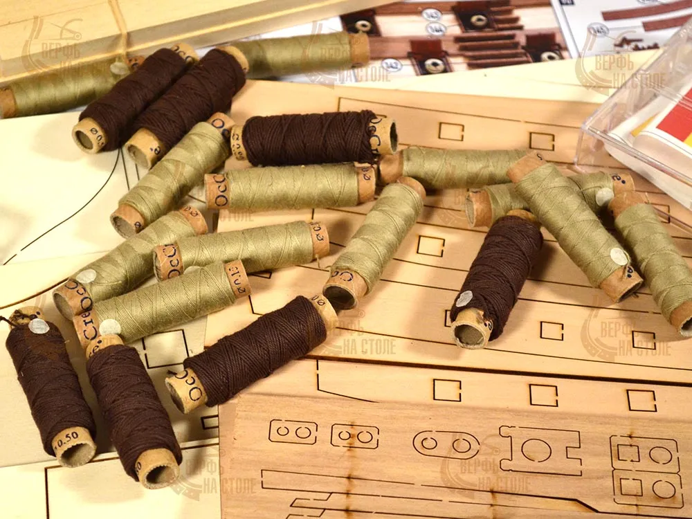 Santisima Trinidad (Сантисима Тринидад) + (Полный набор инструментов, клея, краски и подставка) Santisima Trinidad (Сантисима Тринидад) + (Полный набор инструментов, клея, краски и подставка)