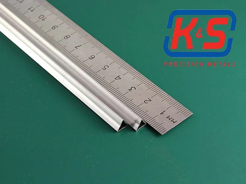 Треугольная алюминиевая трубка 5 мм, 2 шт