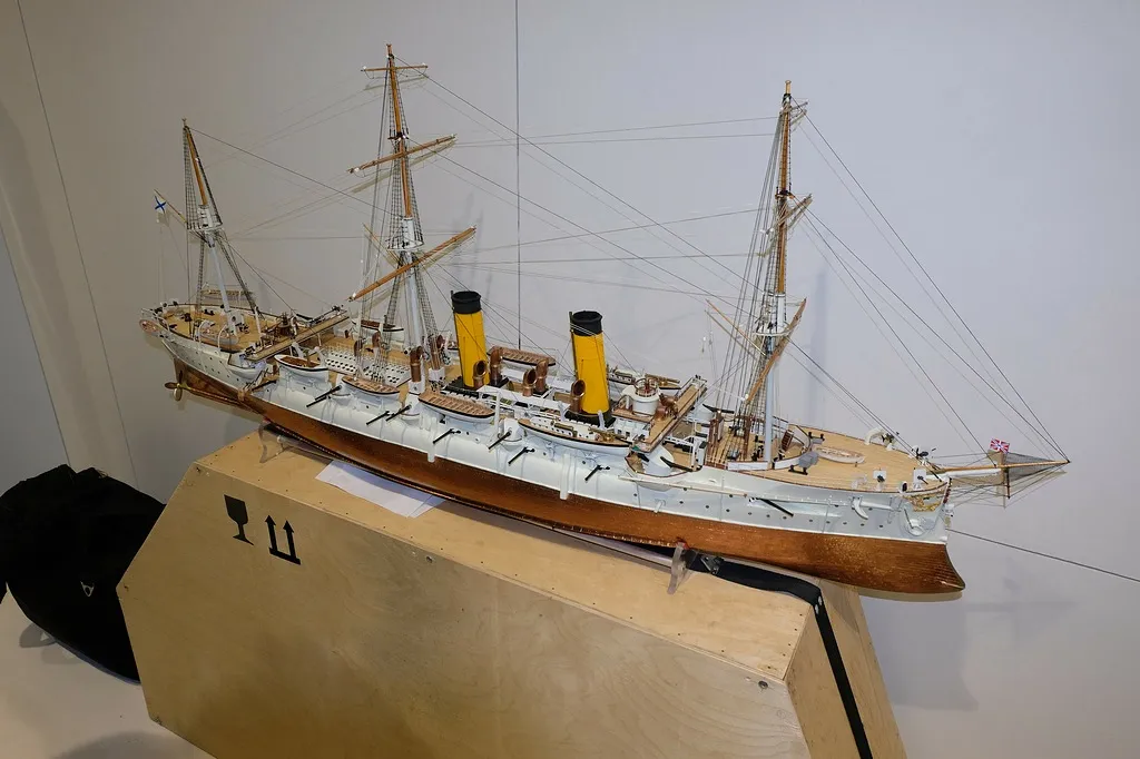 Модель корабля Крейсер "Рюрик" - Верфь на Столе