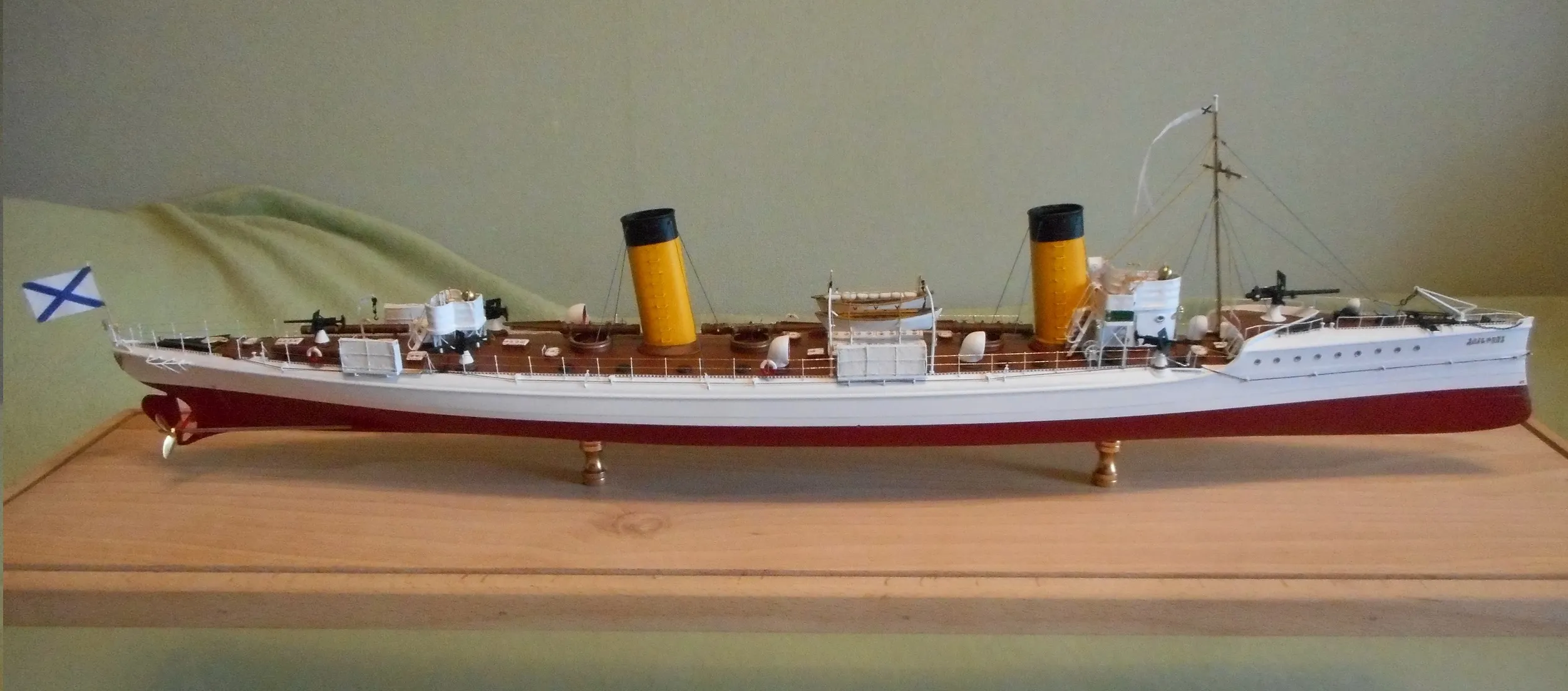 Модель корабля Эскадренный миноносец "Дельфин" - Верфь на Столе