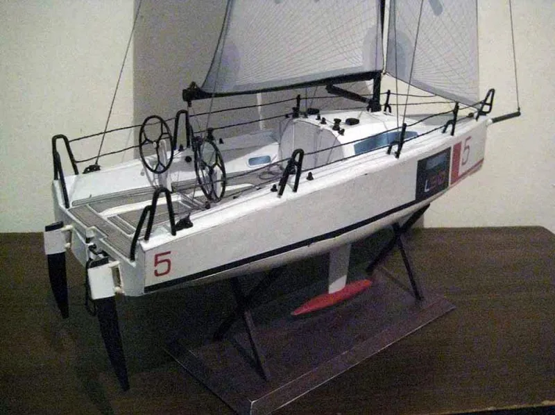 Модель из бумаги яхта "L30 class" Модель из бумаги яхта "L30 class"