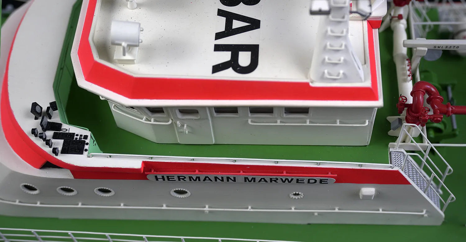 Модель корабля Cпасательный крейсер «HERMANN MARWEDE» - Верфь на Столе