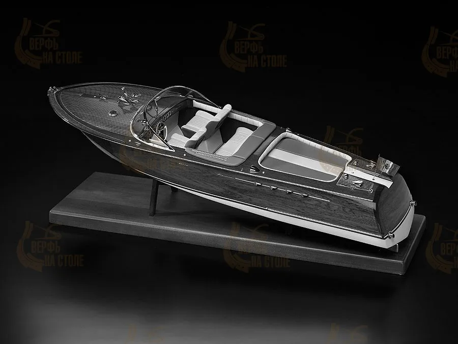 Чертеж гоночной лодки Runabout
