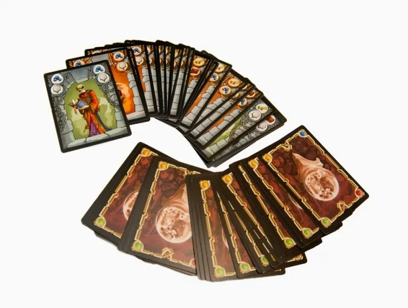 Настольная игра: Крагморта (3-е рус. изд.) Настольная игра: Крагморта (3-е рус. изд.)