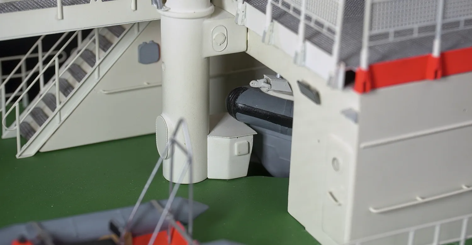 Модель корабля Cпасательный крейсер «HERMANN MARWEDE» - Верфь на Столе