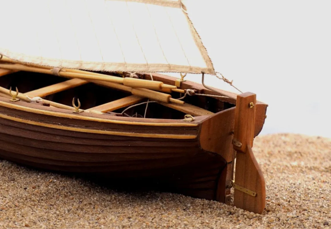 Сборная модель Ял-6 + (Стартовый набор инструментов)