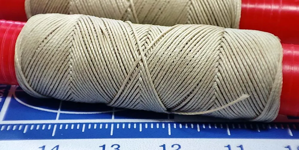 Нить для моделей Amati, бежевая 0,75мм х 20м