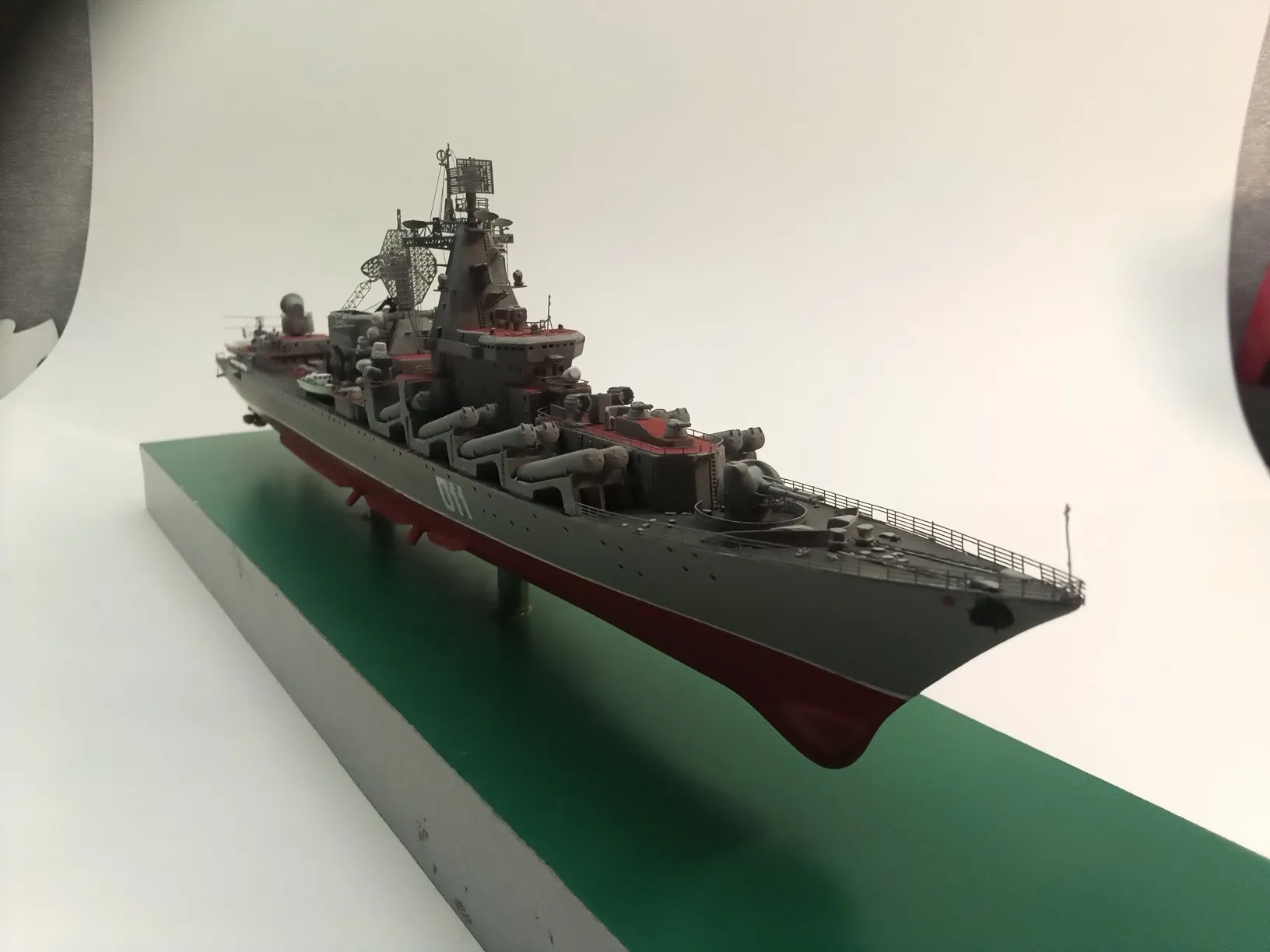 Модель корабля  ГРКР  " Варяг" - Верфь на Столе