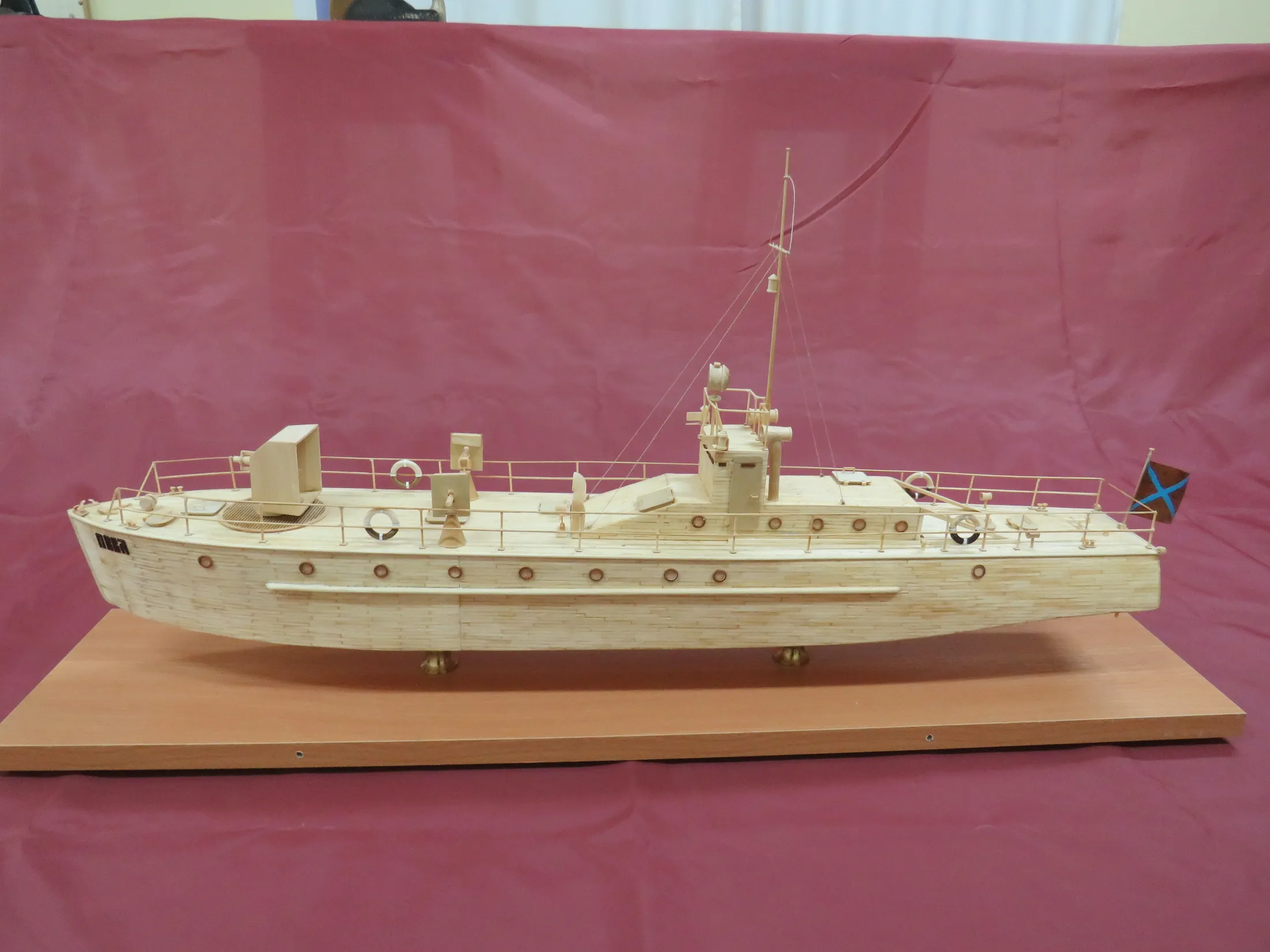 Модель корабля посыльное судно Пика - Верфь на Столе