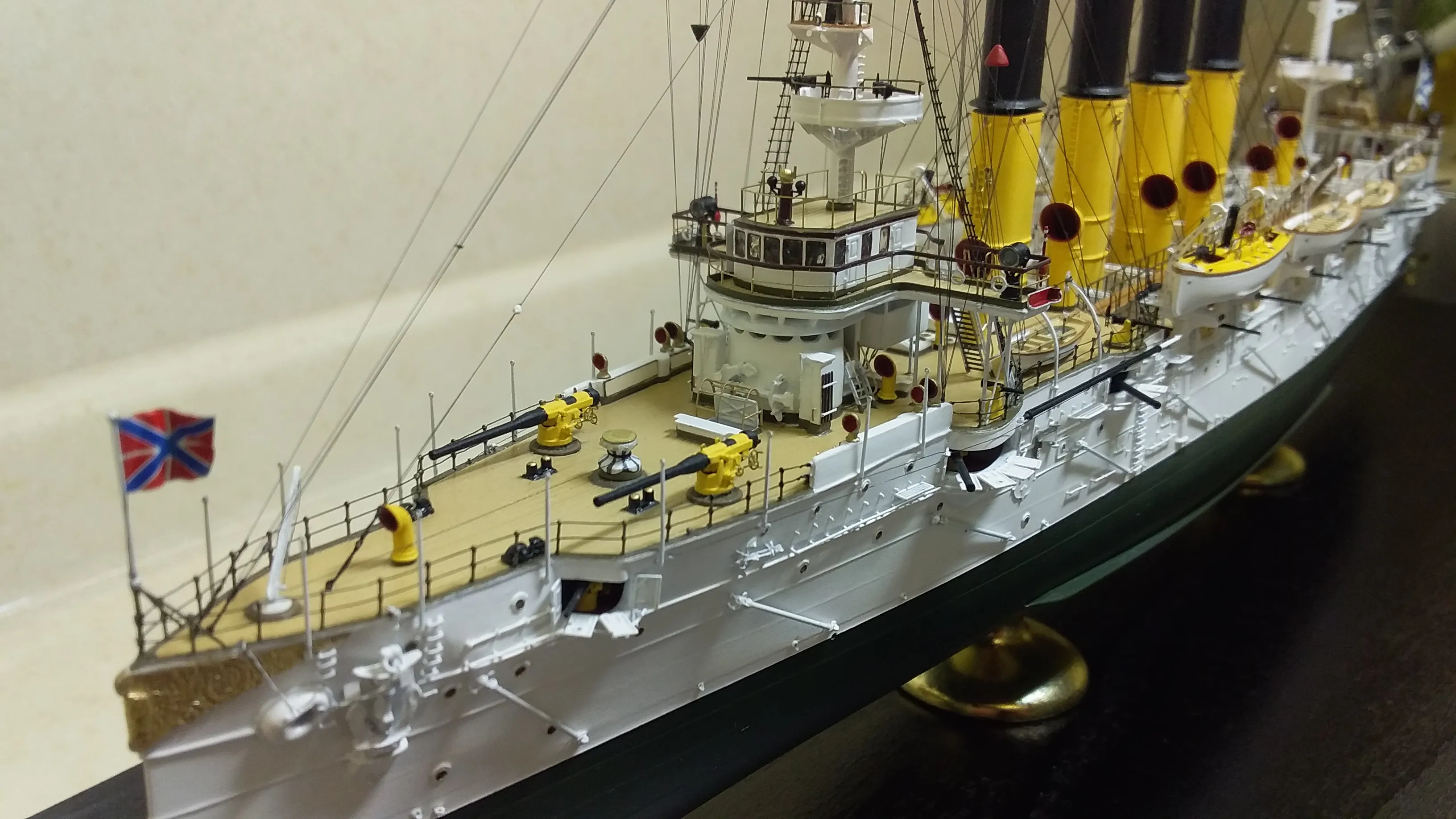 Модель корабля Бронепалубный крейсер 1 ранга «Варяг» - Верфь на Столе