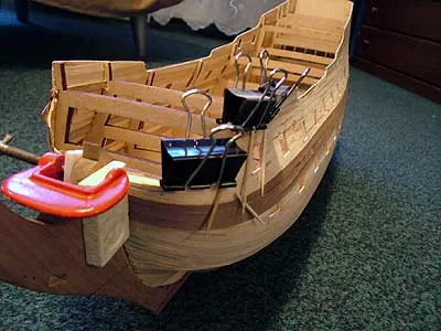 пришлось выкручиваться даже при помощи зубочисток