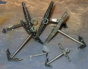 Готовые отлитые и окрашеные якоря